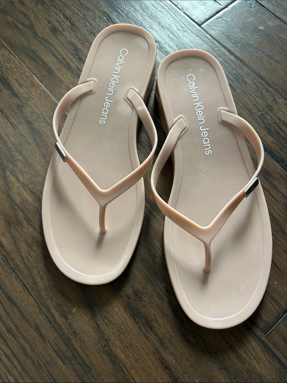 Calvin Klein Nude Pink Slim-Strap Jelly Flip Flop Sandals